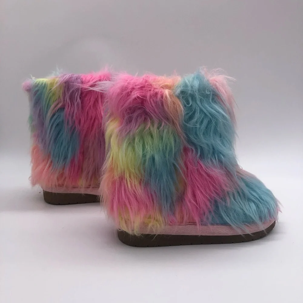 LINK - LITTLE GIRLS FURRY RAINBOW COLORED BOOTIES SIZE 6